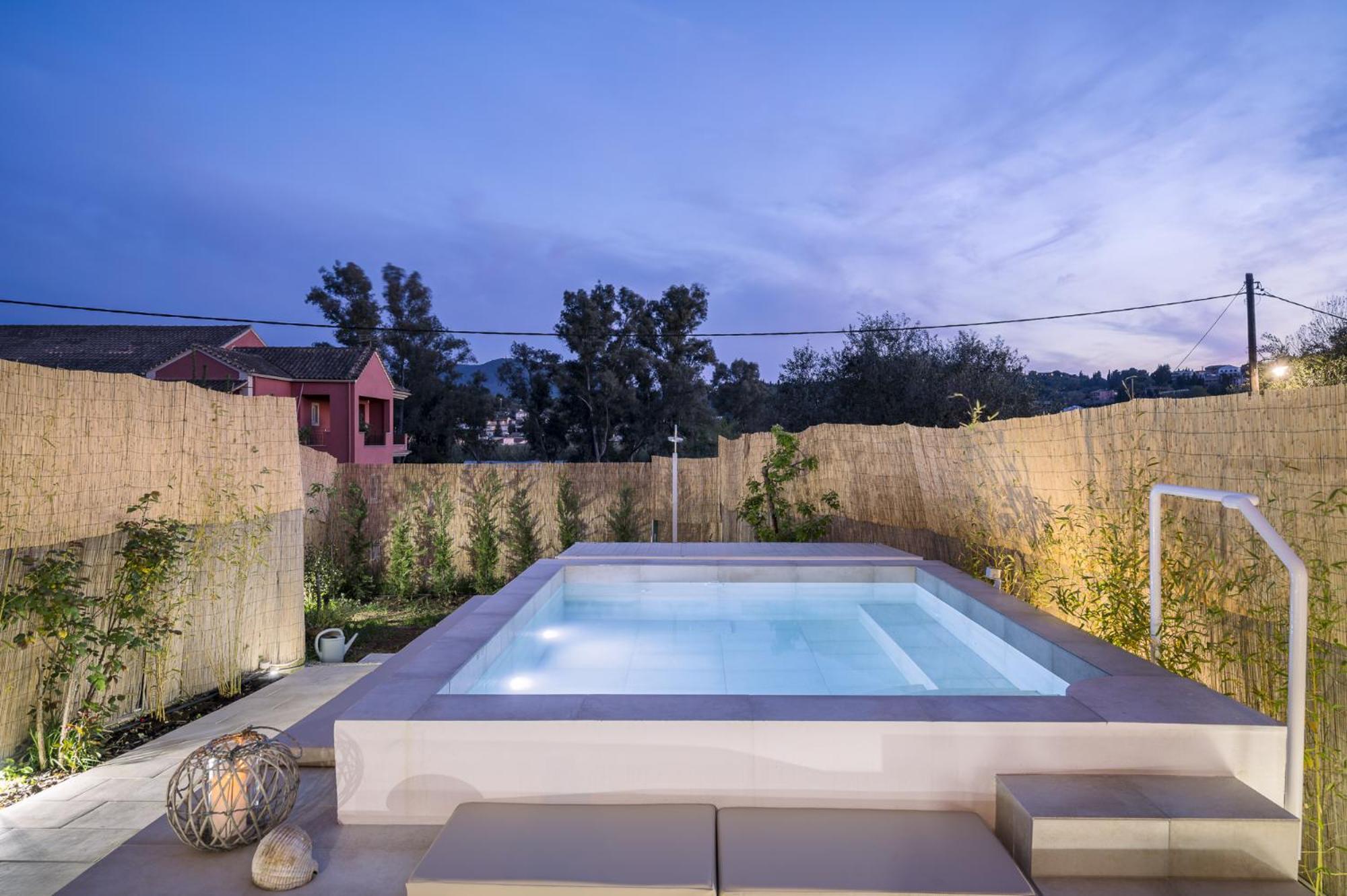 Villa Nina With Private Plunge Pool, 5Km To Corfu Town 外观 照片