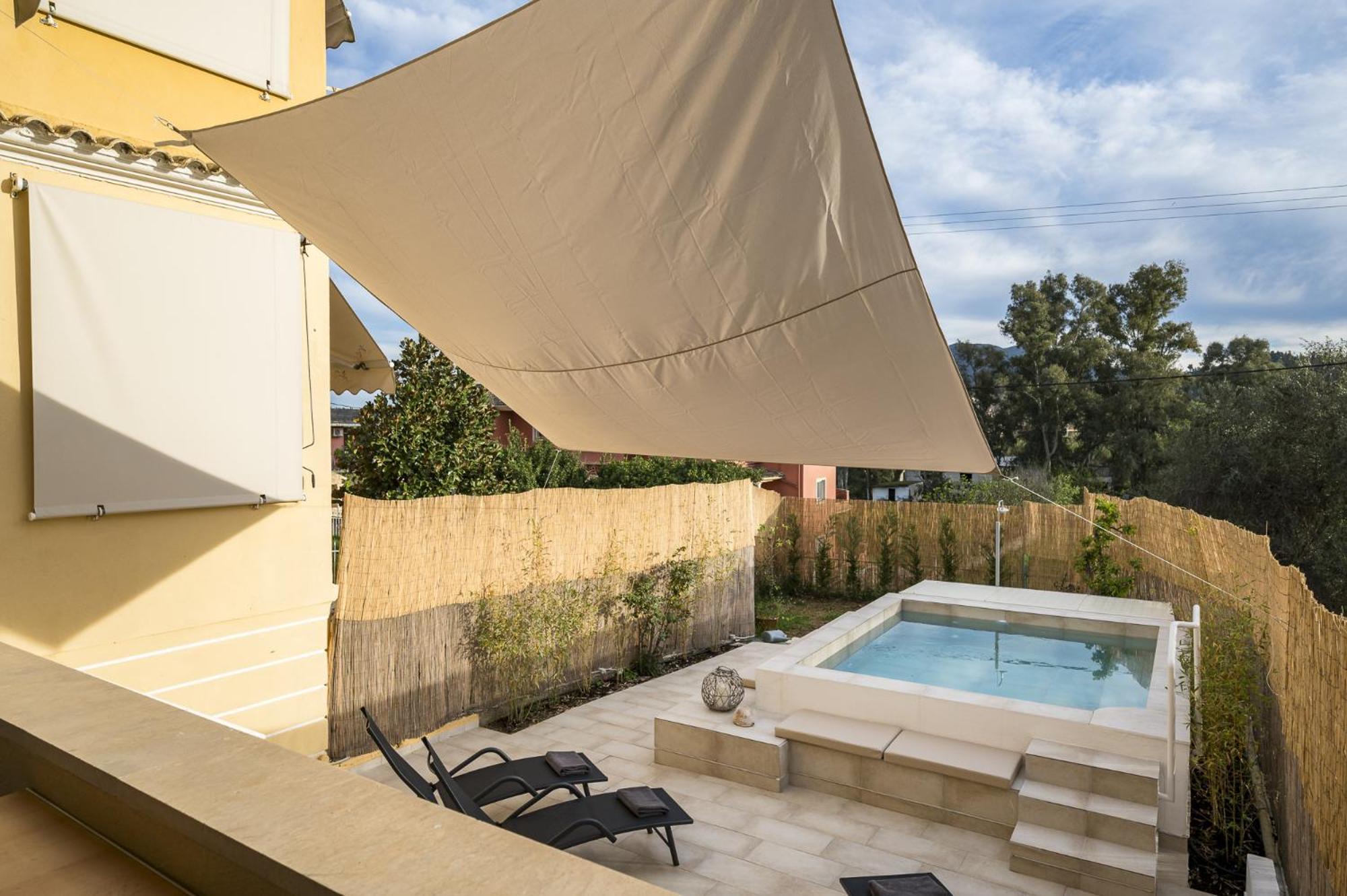 Villa Nina With Private Plunge Pool, 5Km To Corfu Town 外观 照片